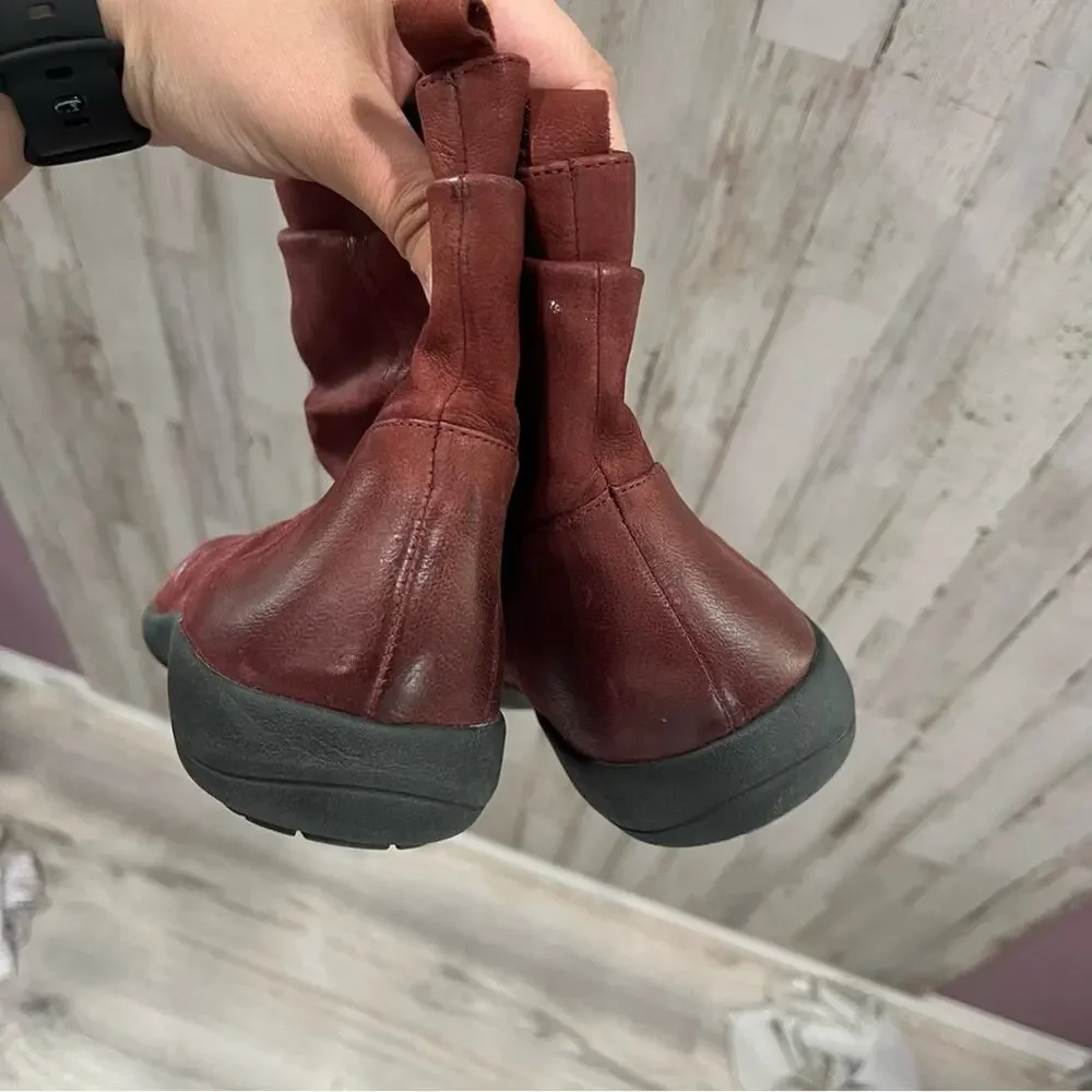 Abeo Exeter Maroon Slouchy Leather Booties Flats Womens 9.5